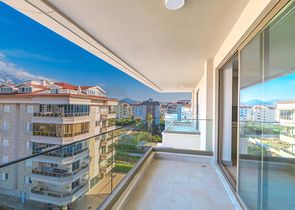 2 + 1 بنتهاوس مع تراس في منطقة كيستل