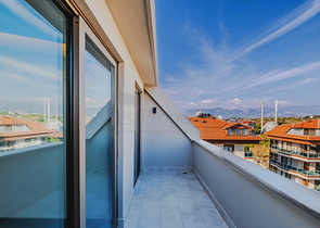 2 + 1 بنتهاوس مع تراس في منطقة كيستل