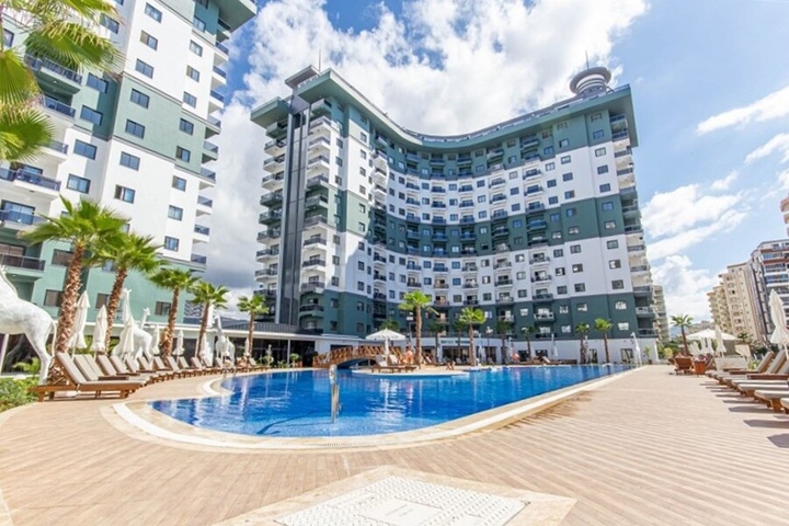 شقة مريحة مفروشة 1 + 1 في مجمع سكني حديث