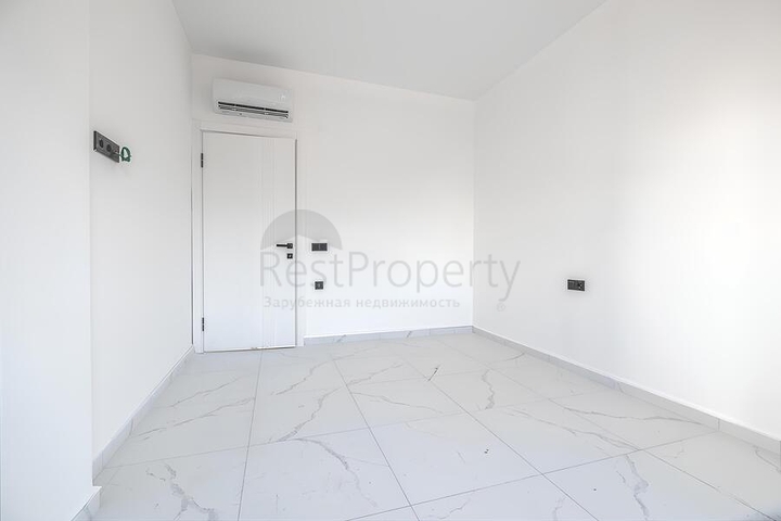 شقة حديثة 1 + 1 في وسط ألانيا