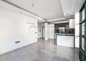 شقة حديثة 1 + 1 في مبنى جديد في حي كليوباترا