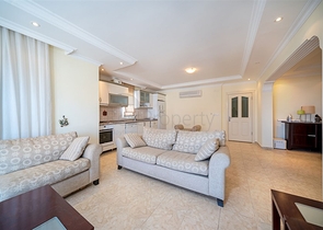 بنتهاوس واسع 4 + 1 مع تراس في منطقة توسمور