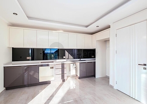 بنتهاوس حديث 2 + 1 في جزء مرموق من ألانيا